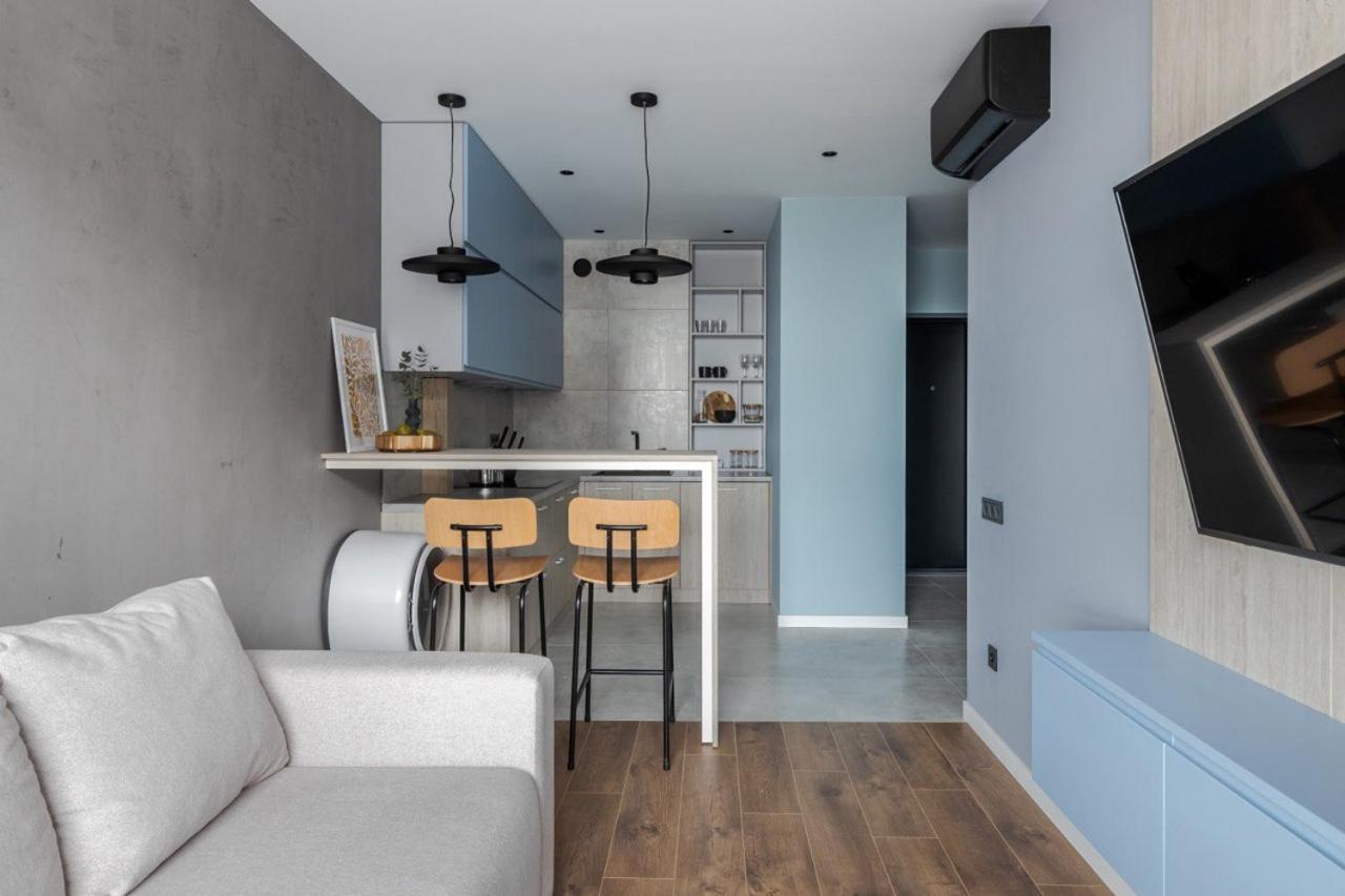 Avalon Time Apartment Lviv Buitenkant foto