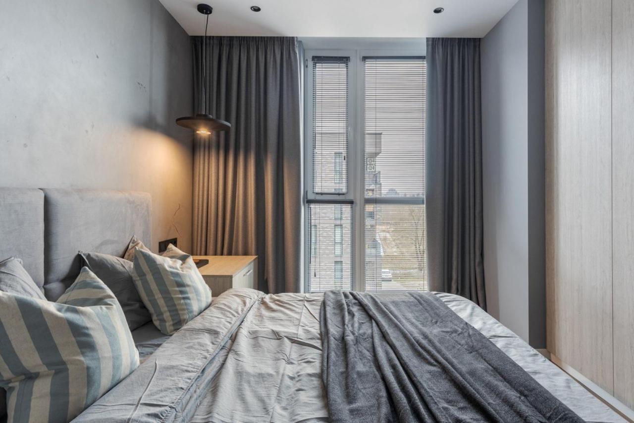 Avalon Time Apartment Lviv Buitenkant foto