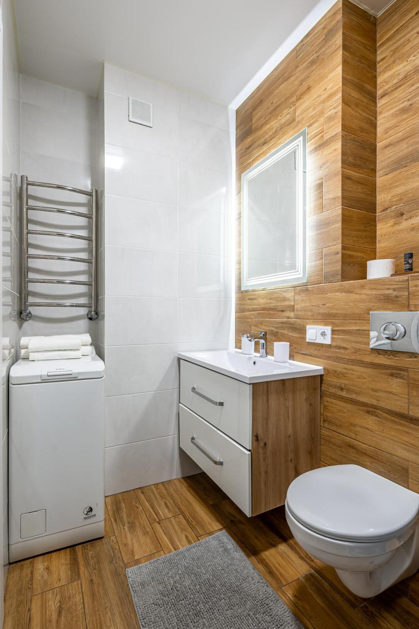 Avalon Time Apartment Lviv Buitenkant foto
