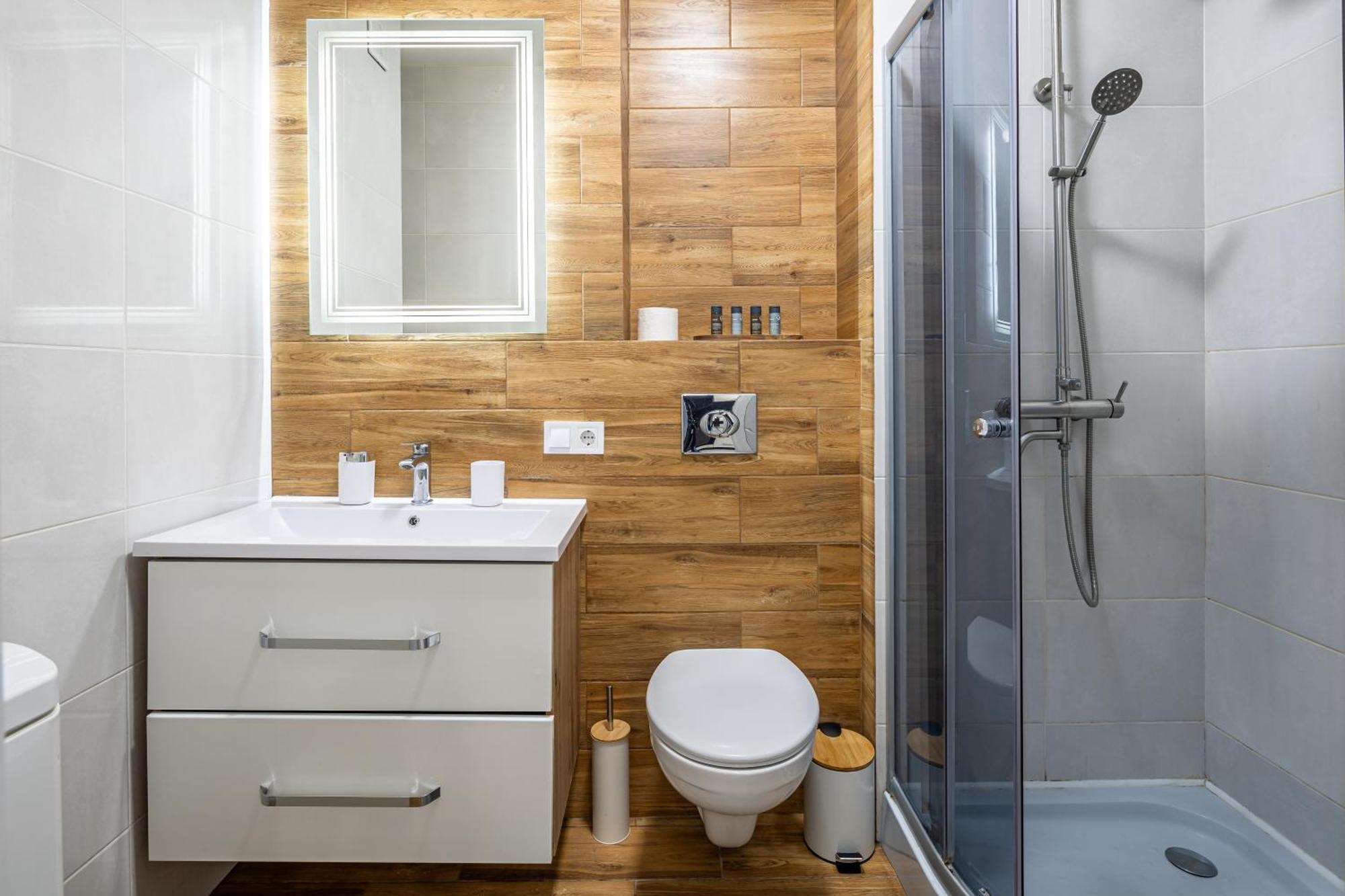 Avalon Time Apartment Lviv Buitenkant foto